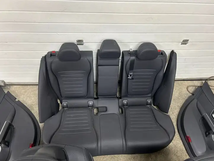 Mercedes-Benz C W206 (2021 - ) A2069003418 Комплект отделки дверей — фото 11