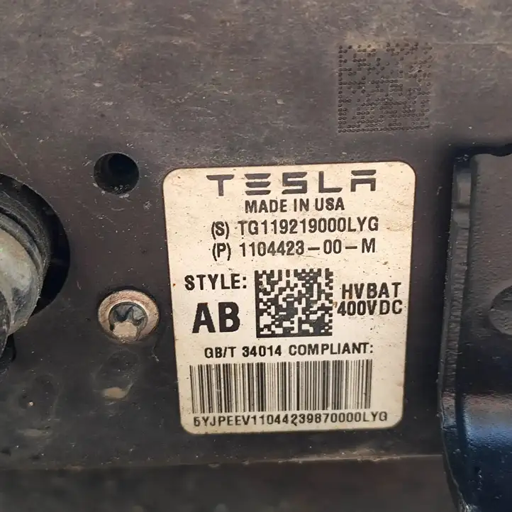 Tesla Model Y (2019 - 2024) 110442300M Аккумулятор гибридного / электрического автомобиля — фото 8
