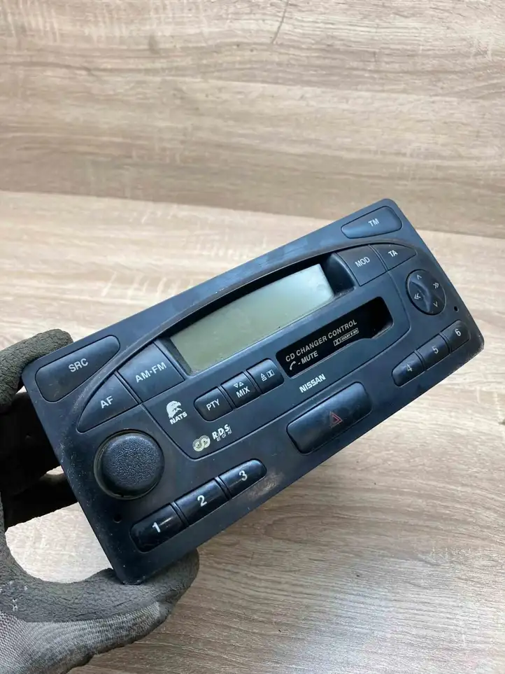 Nissan Terrano (1992 - 2006) 7649349318 Магнитола / мультимедийная система — фото 6