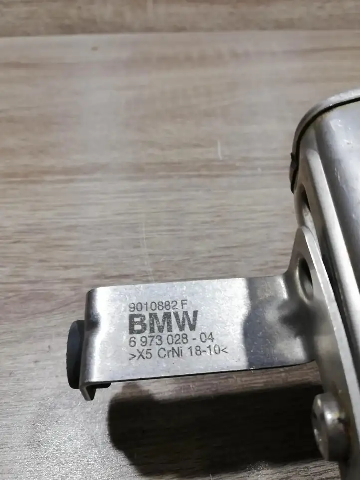 BMW X5 E70 (2006 - 2013) 697302804 Глушитель Webasto — фото 3