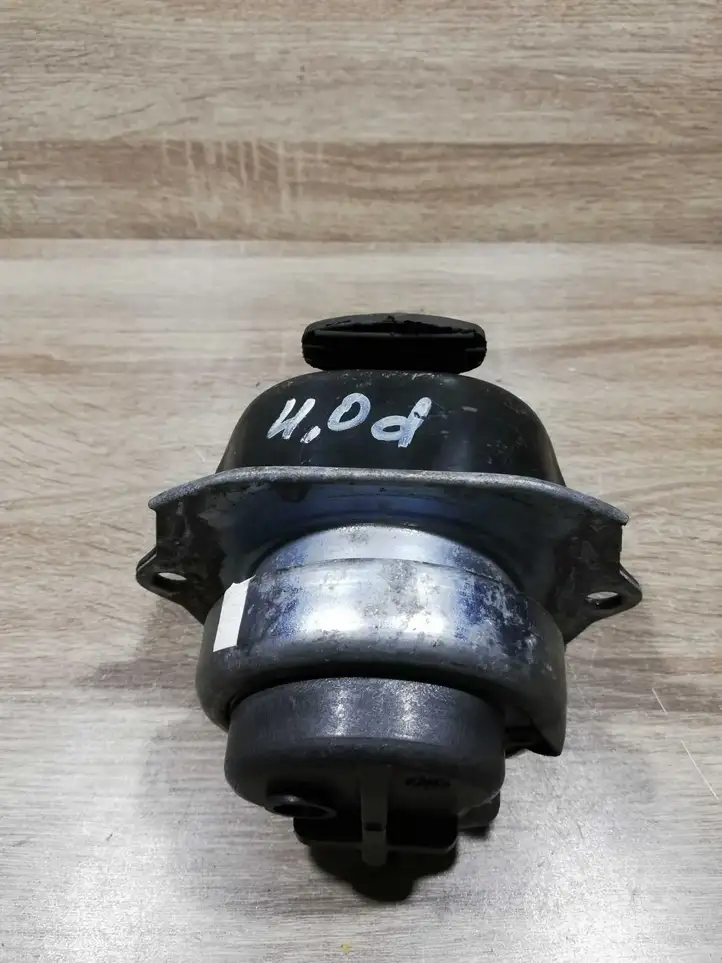 BMW X5 E70 (2006 - 2013) 4.0dE70enginemount Опора двигателя — фото 3