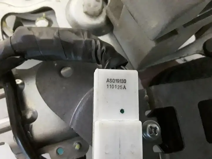 Toyota Sienna XL30 III (2011 - 2020) 110125A Внутренняя ручка раздвижной двери — фото 3
