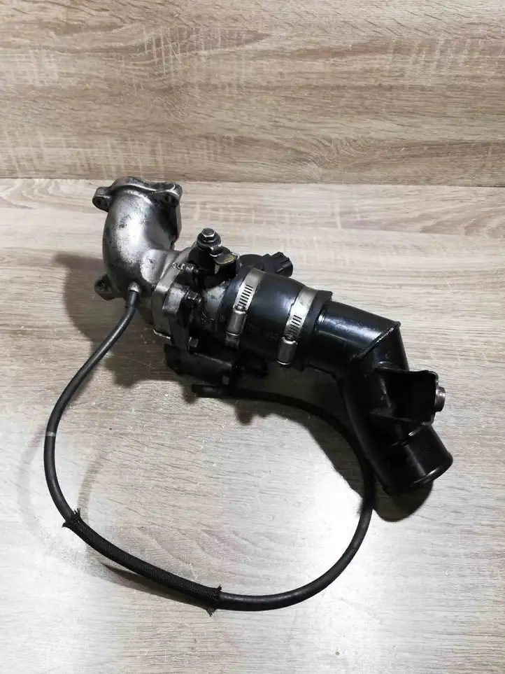 Toyota Avensis T250 (2003 - 2006) 270203L25 Дроссельная заслонка — фото 2