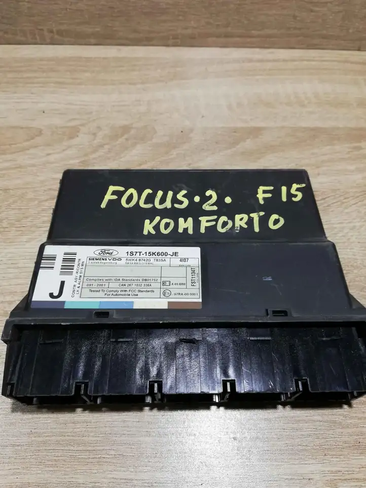 Ford Focus (1998 - 2004) 1S7T15K600JE Модуль комфорта — фото 3
