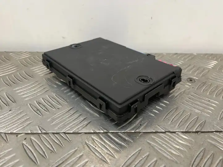 Audi Q5 SQ5 (2017 - ) 8W8907468E Модуль Gateway — фото 3