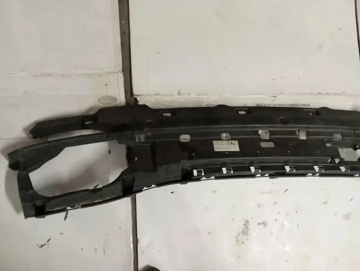 BMW 7 G11 G12 (2015 - 2022) 21754011 Кронштейн заднего бампера — фото 3