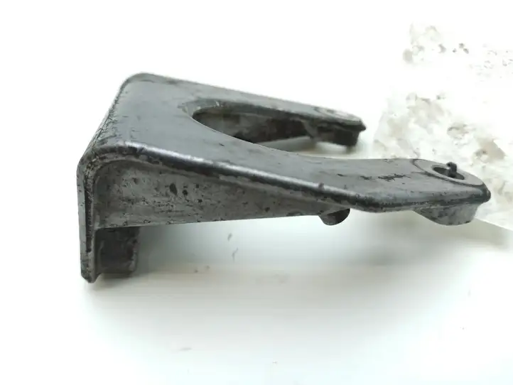 Volvo XC60 (2008 - 2013) 30713236 Кронштейн переднего редуктора — фото 8