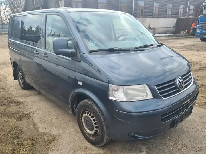 Volkswagen Transporter - Caravelle T5 (2003 - 2009) 7H1843796F Отделка нижней направляющей раздвижной двери — фото 4