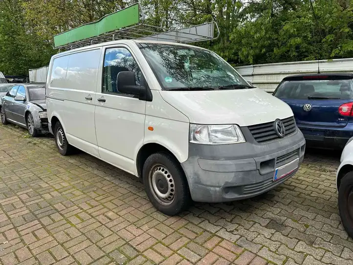 Volkswagen Transporter - Caravelle T5 (2003 - 2009) 7H1843796 Отделка нижней направляющей раздвижной двери — фото 4