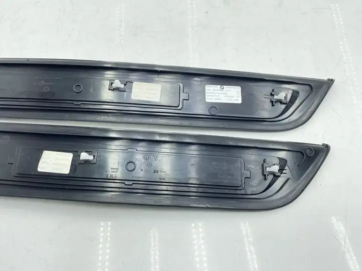 BMW 5 G30 G31 (2016 - ) 9447021 Внутренняя отделка заднего порога — фото 3