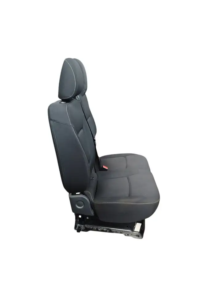 Renault Trafic III (X82) (2014 - ) Переднее двойное сиденье — фото 2