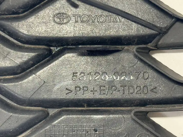 Toyota Corolla E210 E21 (2018 - ) 5312802170 Заглушка буксировочной петли — фото 4