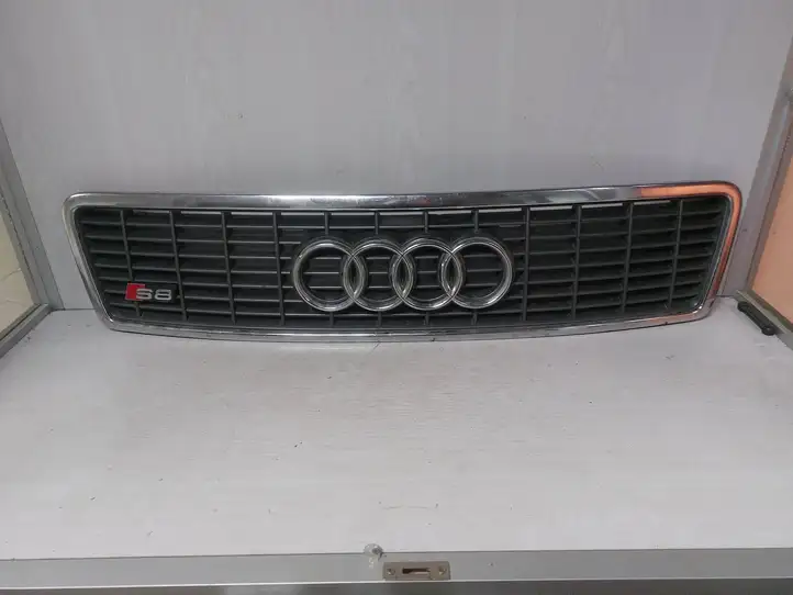 Audi A8 S8 D2 4D (1999 - 2002) 4D0853651M Передняя решетка — фото 1