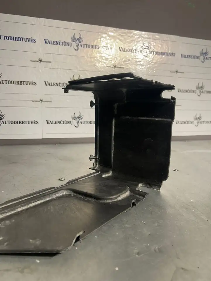 Mercedes-Benz B-class W246 (2014 - 2018) A2465410205 Перегородка аккумулятора — фото 2