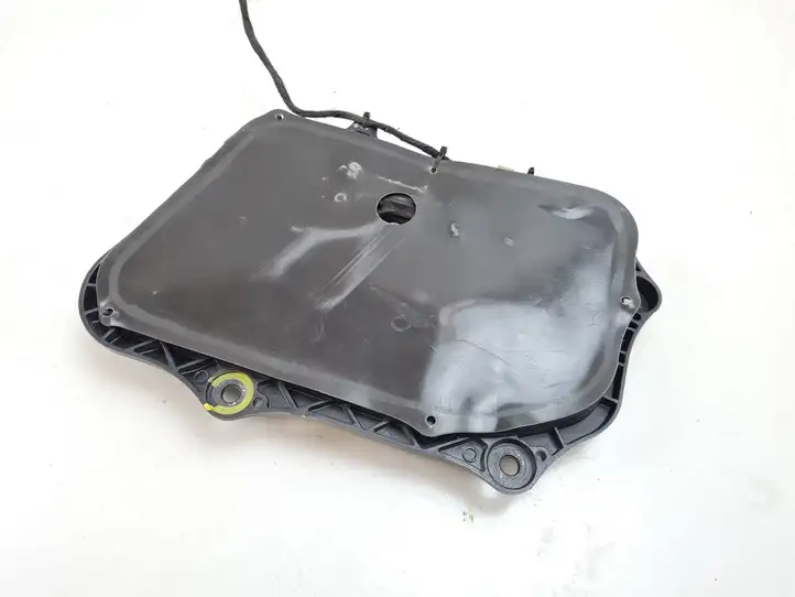Tesla Model S (2012 - 2016) 100737200H Наружная ручка пиредней двери — фото 4