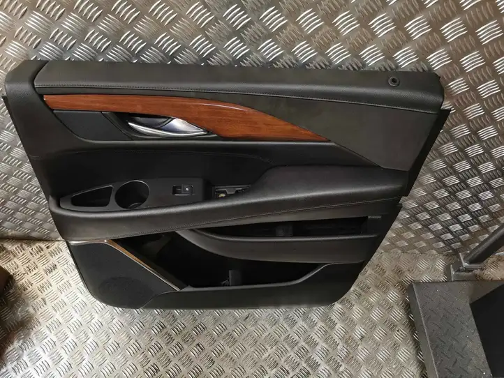 Cadillac Escalade IV (2014 - 2019) Z32332123 Обшивка задней двери — фото 3