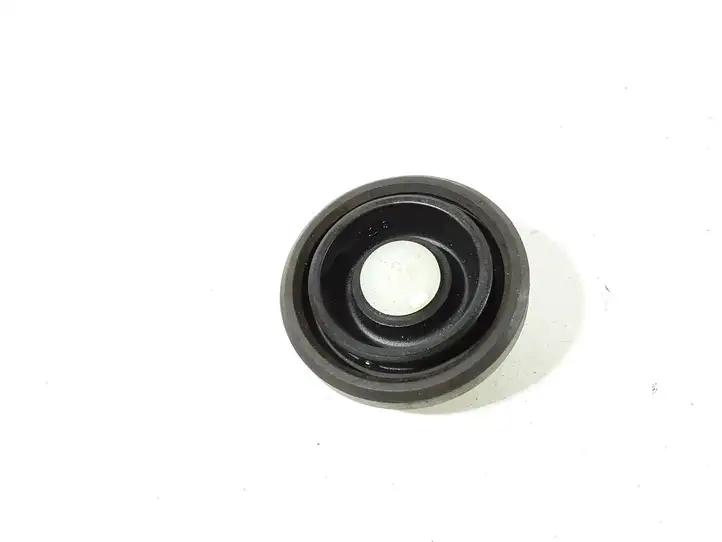 Toyota Corolla Verso E121 (2001 - 2004) Крышка бачка тормозной жидкости — фото 3