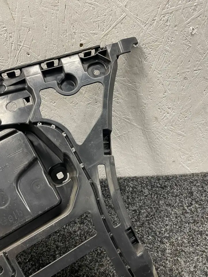 BMW 4 G22 G23 G24 G26 (2020 - ) 8075844 Кронштейн заднего бампера — фото 4