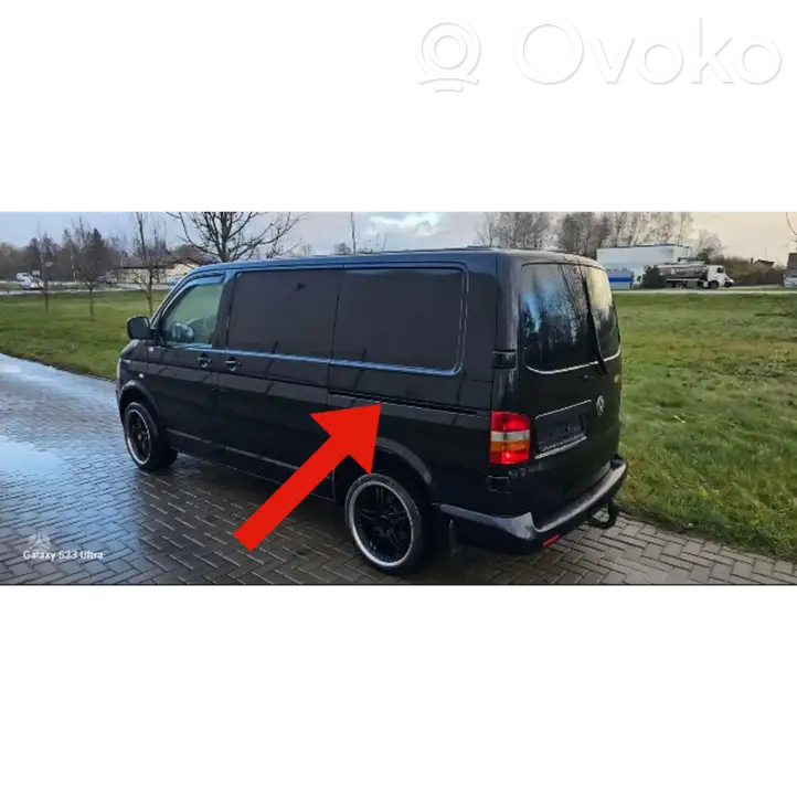 Volkswagen Transporter - Caravelle T5 (2003 - 2009) 7H1843795 Отделка нижней направляющей раздвижной двери — фото 1