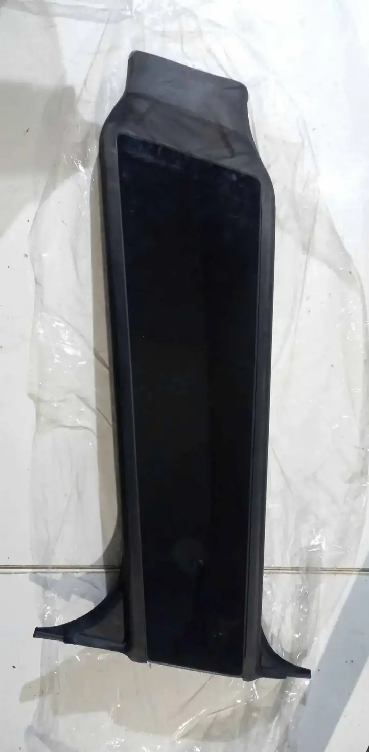 Tesla Model Y (2019 - 2024) 151625800E Верхняя обшивка стойки B — фото 1