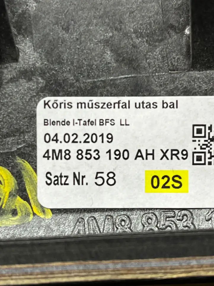 Audi Q8 (2018 - ) 4M8853190AH Кронштейн угловой части бампера — фото 7