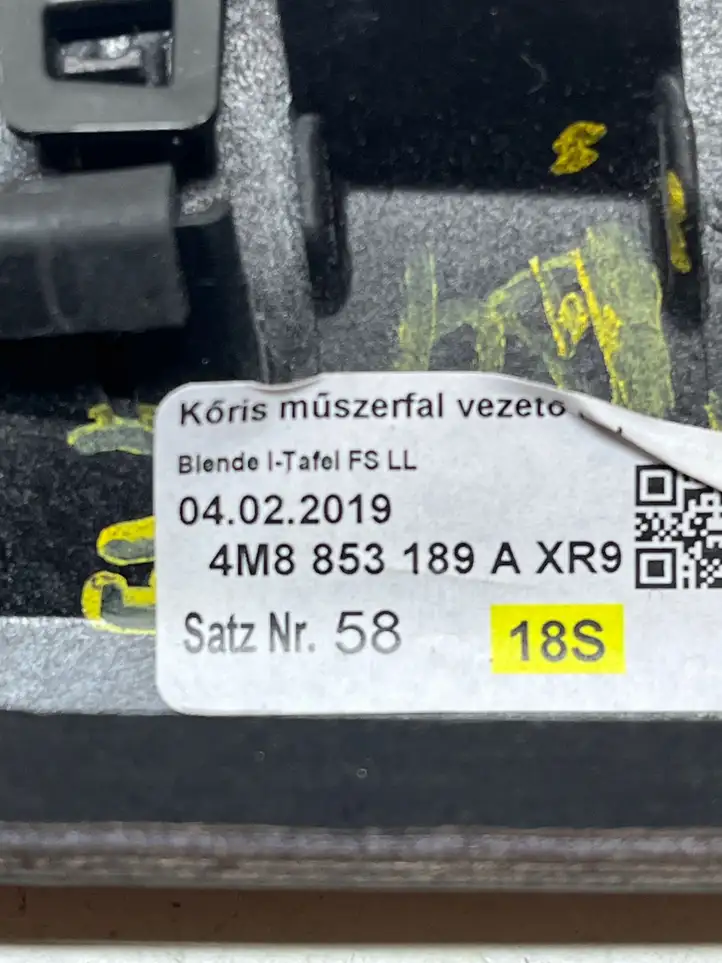 Audi Q8 (2018 - ) 4M8853189A Кронштейн угловой части бампера — фото 4