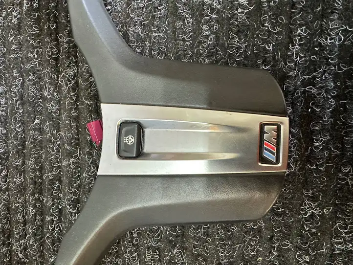 BMW 3 G20 G21 (2019 - ) 62821350A Оплётка рулевого колеса — фото 3