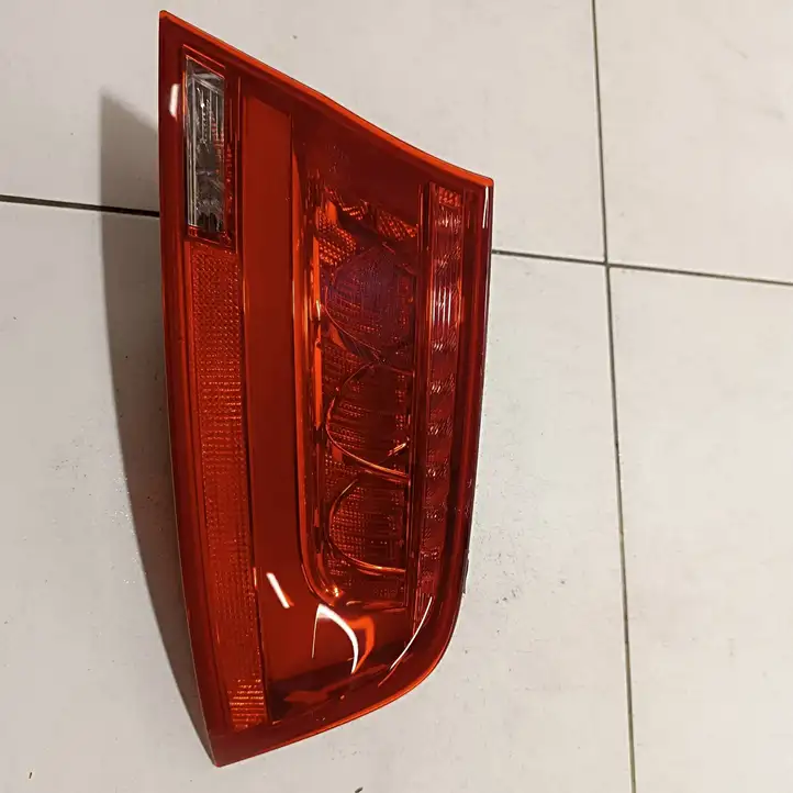 Audi A7 S7 4G (2010 - 2014) 4G8945096 Задний фонарь в кузове — фото 1