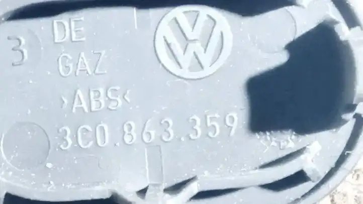 Volkswagen PASSAT B6 (2005 - 2010) 3c0863359 Прочие детали салона — фото 3