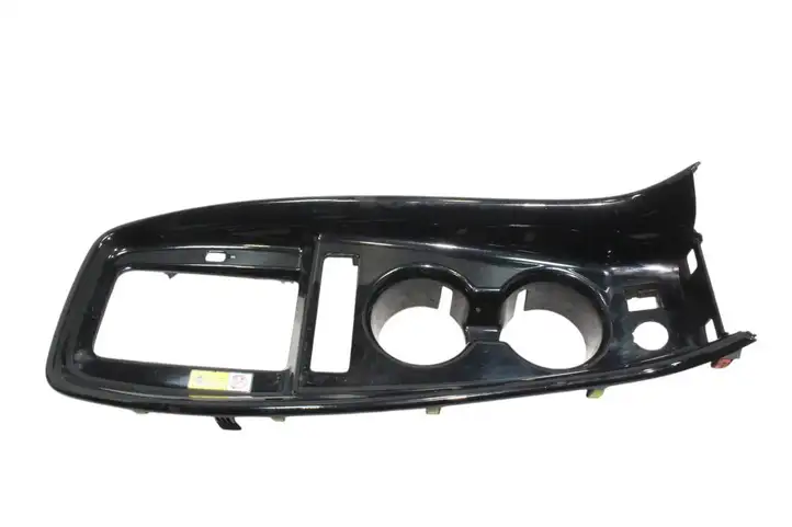 Toyota Prius (XW50) (2015 - ) 5882147130 Другая деталь консоли (туннеля) — фото 1