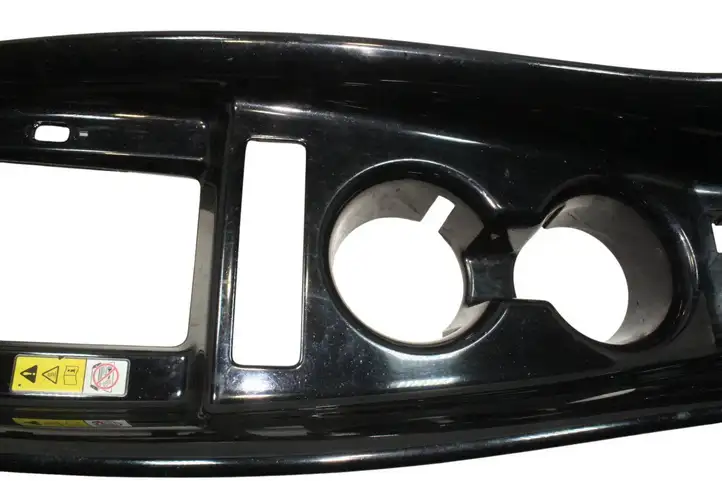 Toyota Prius (XW50) (2015 - ) 5882147130 Другая деталь консоли (туннеля) — фото 3