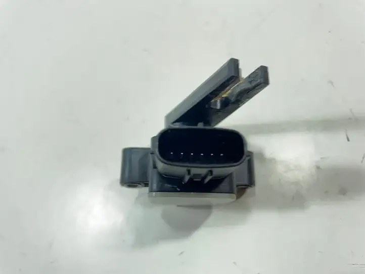 Hyundai Kona II (2023 - ) 32894df000 Датчик педали тормоза — фото 8