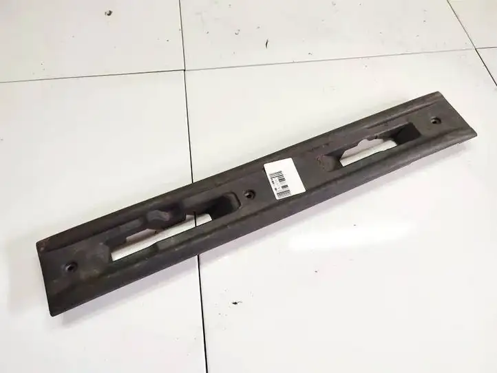 Chrysler Voyager (2001 - 2004) 10643 Прочие детали салона — фото 1