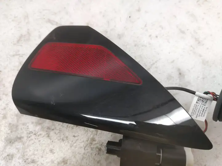 Tesla Model 3 (2017 - 2023) 150551400d Крышка зарядного разъема — фото 6