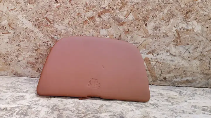 Bentley Flying Spur (2005 - 2012) 3W5887466B Накладка задней полки — фото 1