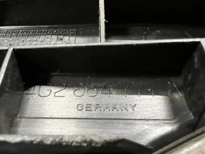 Audi A6 C7 (2014 - 2018) 4G2864777A Подставка для ноги — фото 3