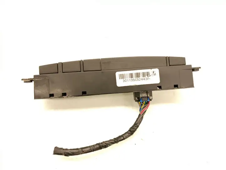 Hummer H3 (2005 - 2010) 301135C524400 Выключатель ASR — фото 3
