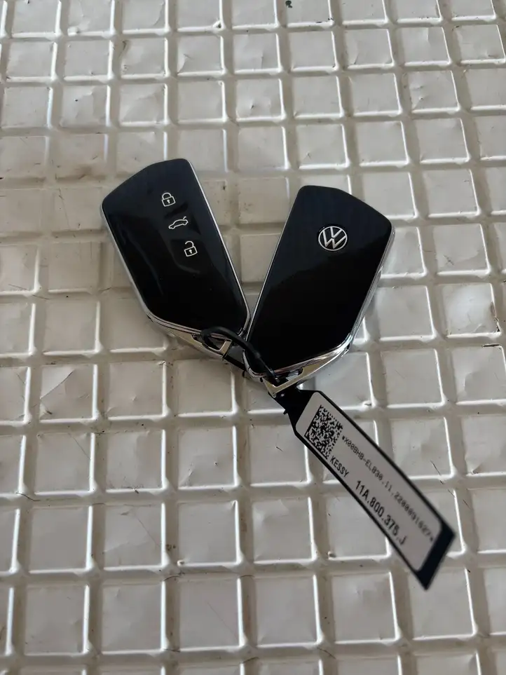 Volkswagen ID.4 (2020 - ) 11A800375J Антенна системы Keyless — фото 1