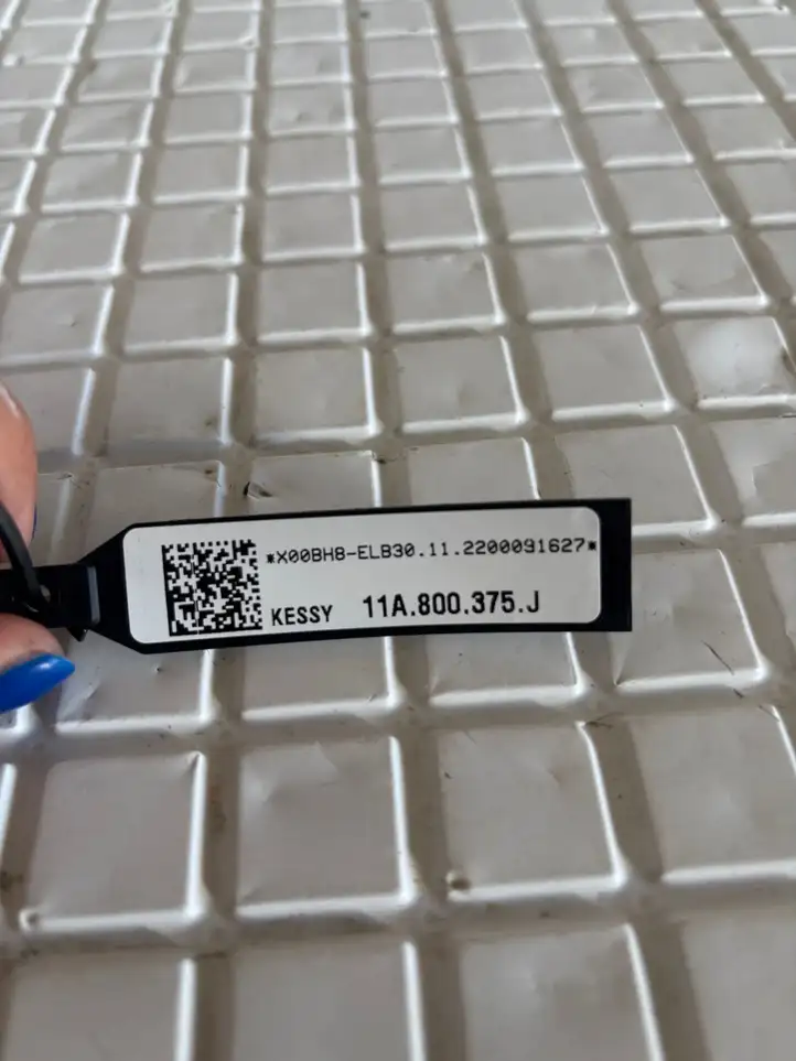 Volkswagen ID.4 (2020 - ) 11A800375J Антенна системы Keyless — фото 4