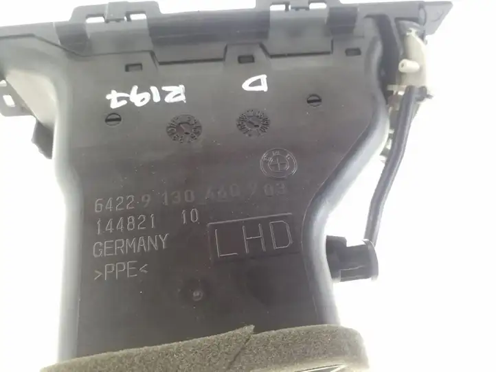 BMW 3 E90 E91 (2005 - 2012) 9130460 Боковой воздушный дефлектор — фото 2