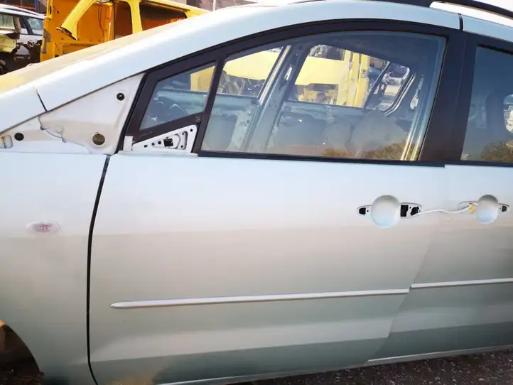 Mazda 5 (2005 - 2010) Дверь — фото 1