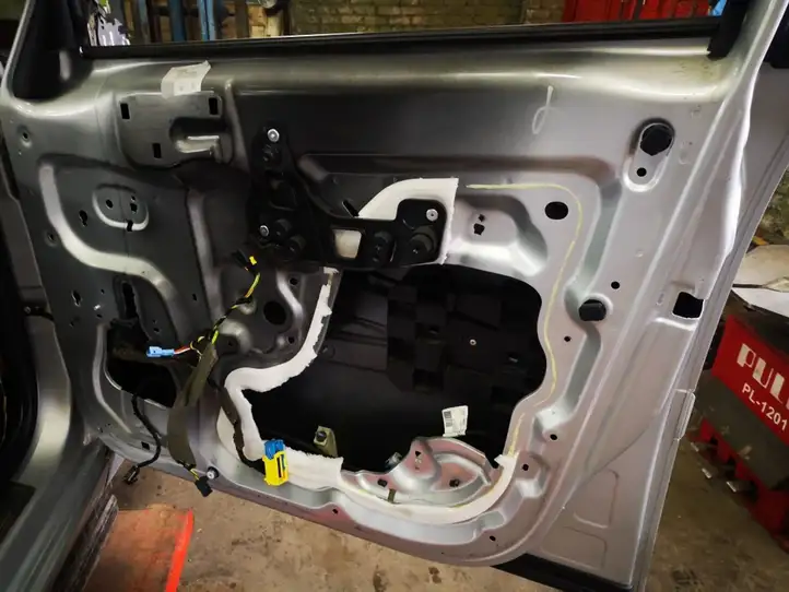 Citroen C4 I Picasso (2006 - 2013) Дверь — фото 2