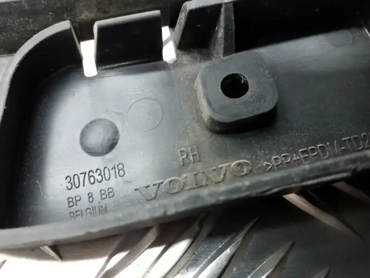 Volvo V50 (2004 - 2008) 30763018 Кронштейн заднего бампера — фото 2