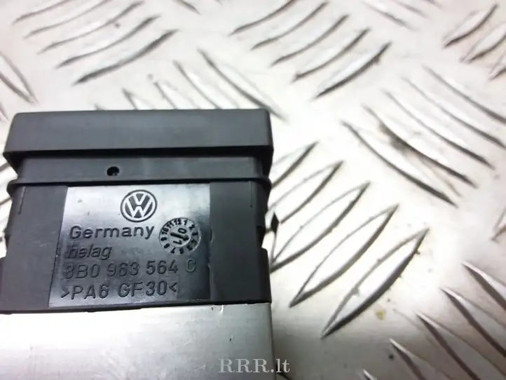 Volkswagen PASSAT B5.5 (2001 - 2005) 3B0963564C Включатель обогрева — фото 2