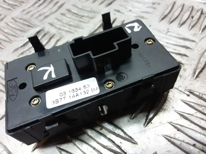 Ford Mondeo Mk III (2000 - 2007) 3S7T14A132BA Блок кнопок стеклоподъемников — фото 3
