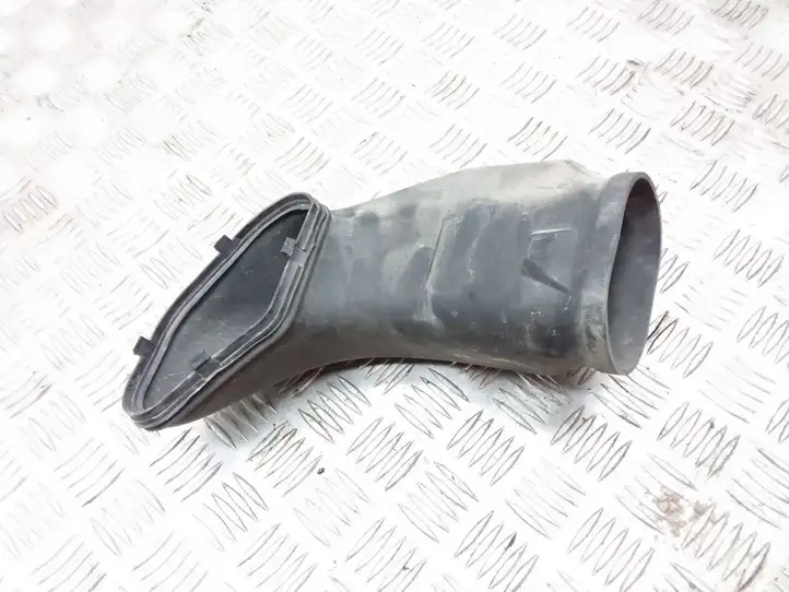 BMW 5 E60 E61 (2004 - 2010) 13717790057 Детали воздухозаборника — фото 1