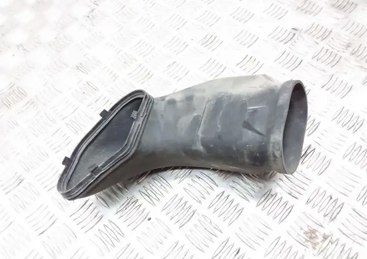 BMW 5 E60 E61 (2004 - 2010) 13717790057 Детали воздухозаборника — фото 2