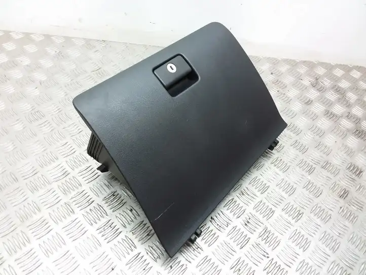 Toyota Corolla Verso AR10 (2004 - 2009) 555510F010 Бардачок в сборе — фото 1