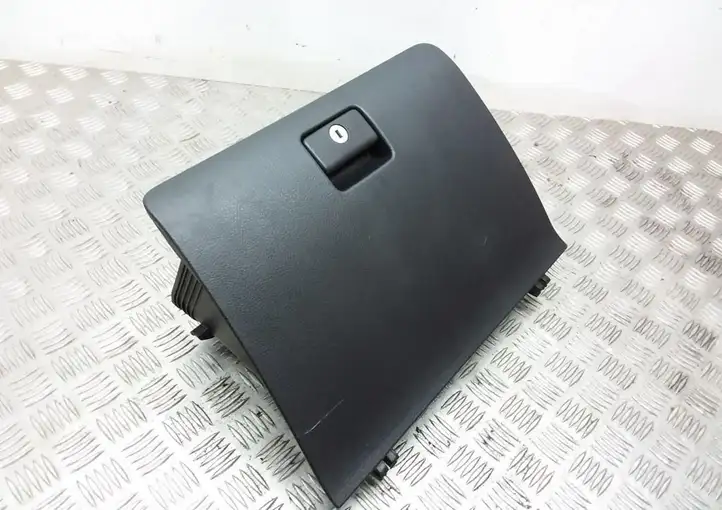 Toyota Corolla Verso AR10 (2004 - 2009) 555510F010 Бардачок в сборе — фото 5