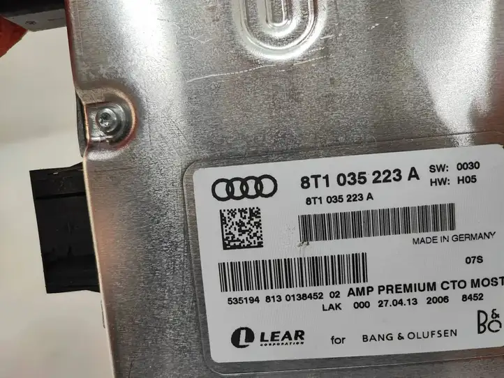 Audi Q5 SQ5 (2012 - 2017) 8T1035223A Усилитель звука — фото 4